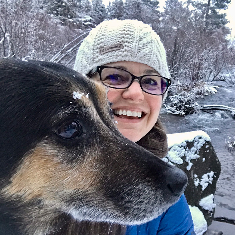  Blogger Tawna and her dog, Bindi, enjoy a scenic winter hike in Bend's Sawyer Park.