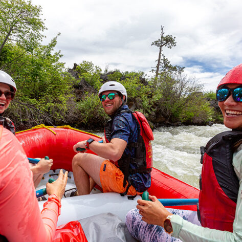 Rafting tour on the Deschutes River